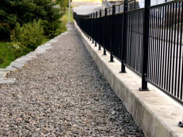 Retaining wall