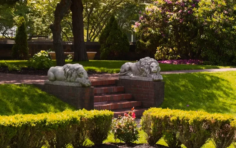landscaping contractor